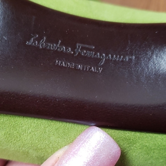 𝅺SALVATORE FERRAGAMO open toe heels. - Picture 4 of 7